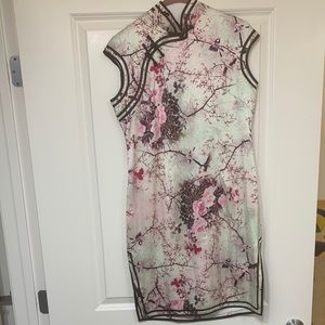 Chinese traditional dress